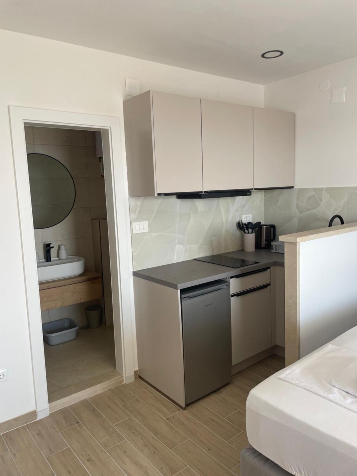Apartmani Tomas Tučepi Εξωτερικό φωτογραφία