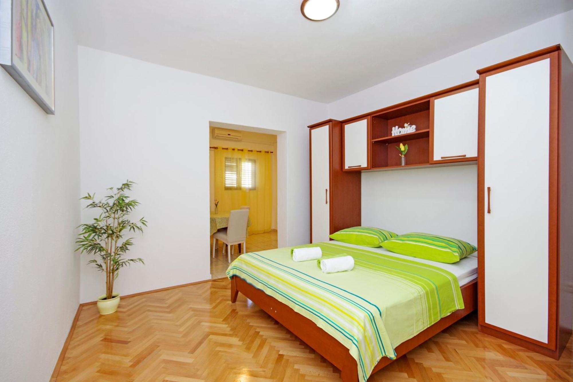 Apartmani Tomas Tučepi Εξωτερικό φωτογραφία