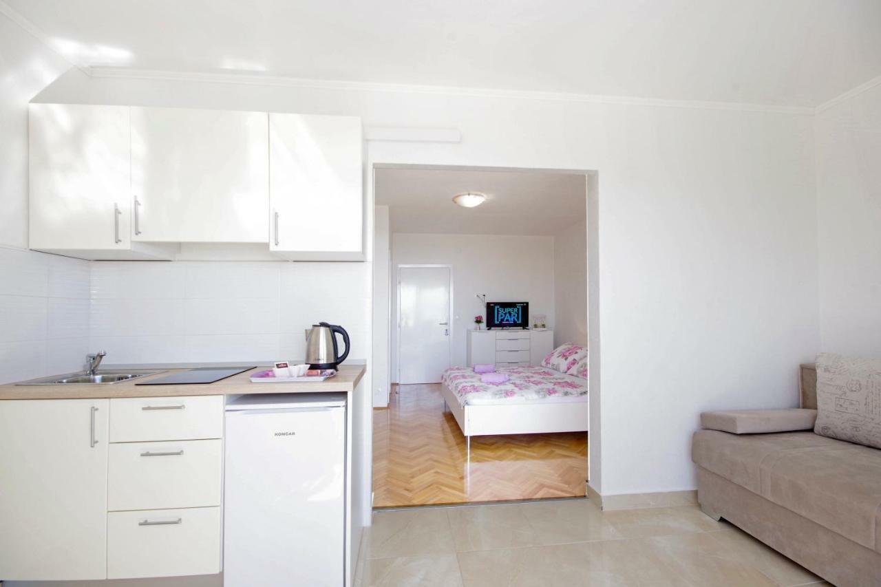 Apartmani Tomas Tučepi Εξωτερικό φωτογραφία