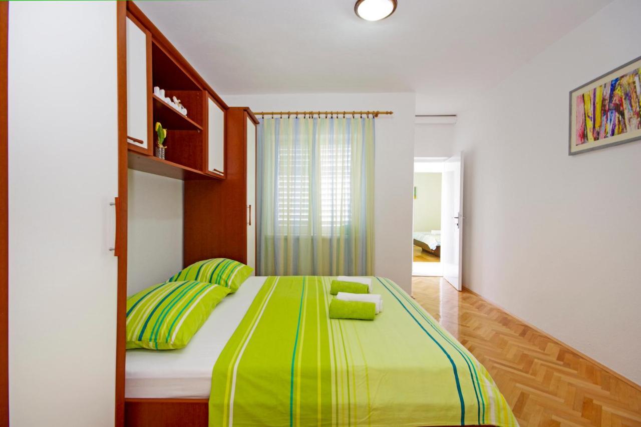 Apartmani Tomas Tučepi Εξωτερικό φωτογραφία